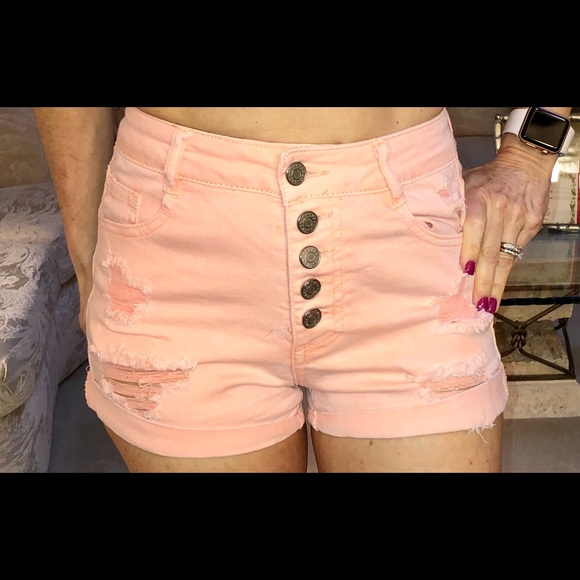 Refuge Pants - High-waisted Jean Shorts🌼